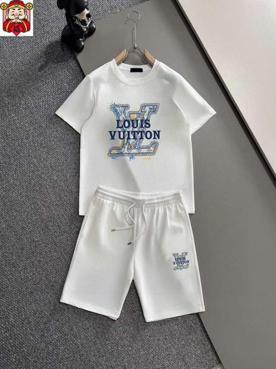 Picture of LV Shirt Pant Suits _SKULVM-5XLkdtr18623676